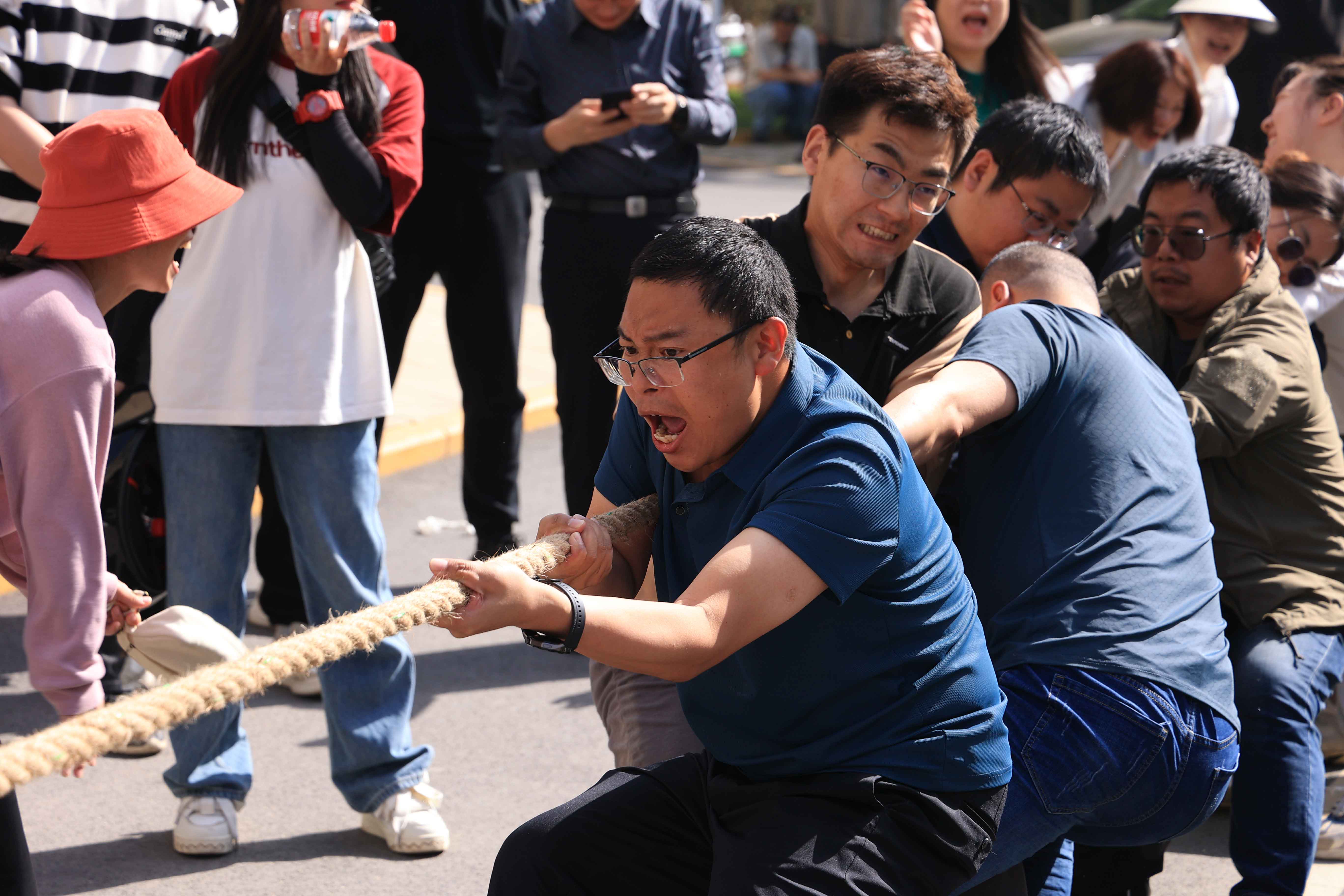 集團(tuán)打造“奮斗合為·強(qiáng)企有我”主題盛宴 歡慶“五一、五四”雙節(jié)